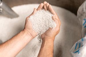 Aplicações do polietileno de baixa densidade (PEBD) na indústria plástica